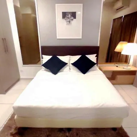 Suites At 1Tebrau Johor Bahru Exterior photo